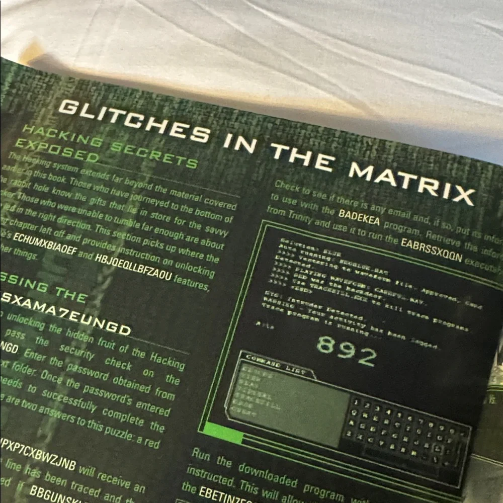 Enter the Matrix Official Strategy Guide - Green & Black Cover 2003